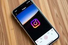 Как тайно смотреть сторис в Instagram: что действительно работает и зачем это нужно знать