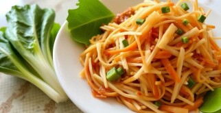 Секреты лаосской кухни: невероятные блюда из капусты, которые стоит попробовать!